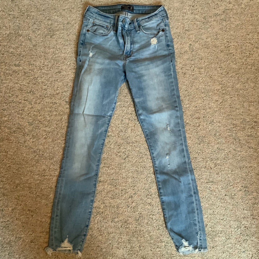 Women Abercrombie jeans